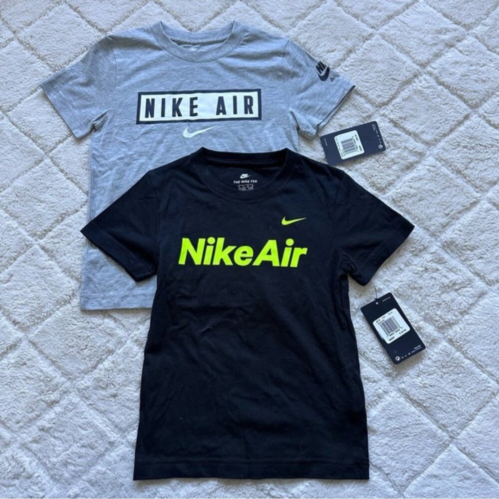 Nike Air | Black And Gray Graphic Nike Air "The Nike Tee" | Size 6